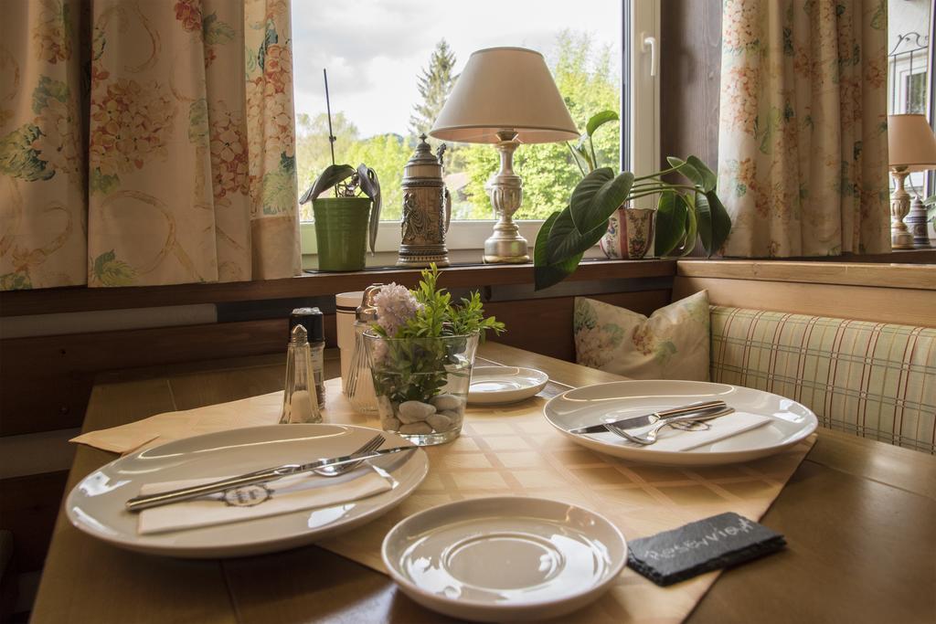 Gaestehaus Am Kurpark Шлірзе Екстер'єр фото
